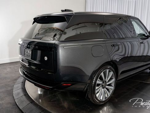 Used 2024 Land Rover Range Rover SV image 19