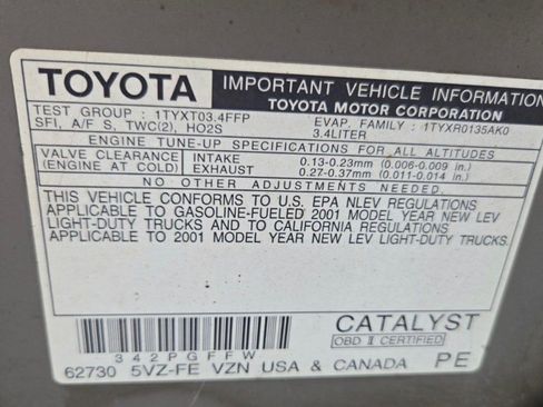 Used 2001 Toyota 4Runner Limited AWD/4WD image 12