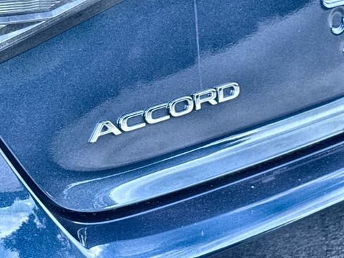 Used 2025 Honda Accord SE image 10