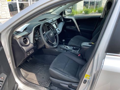 Used 2014 Toyota RAV4 XLE AWD/4WD image 14