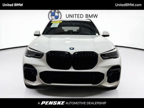 Used 2023 BMW X5 xDrive40i w/ M Sport Package AWD/4WD image 2