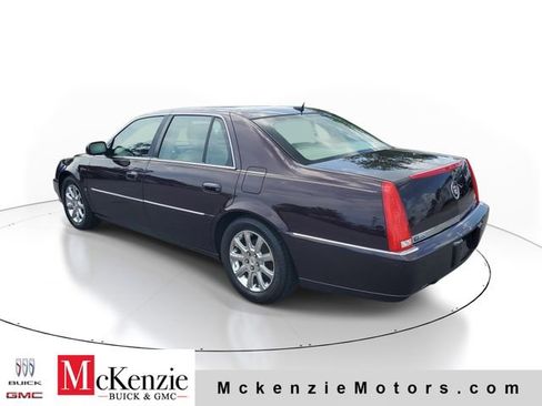 Used 2008 Cadillac DTS FWD image 4