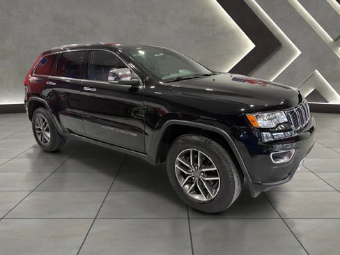 Used 2019 Jeep Grand Cherokee Limited AWD/4WD image 2