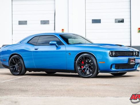 Used 2015 Dodge Challenger SRT Hellcat image 61