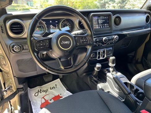 Used 2020 Jeep Gladiator Sport w/ Quick Order Package 24S AWD/4WD image 11