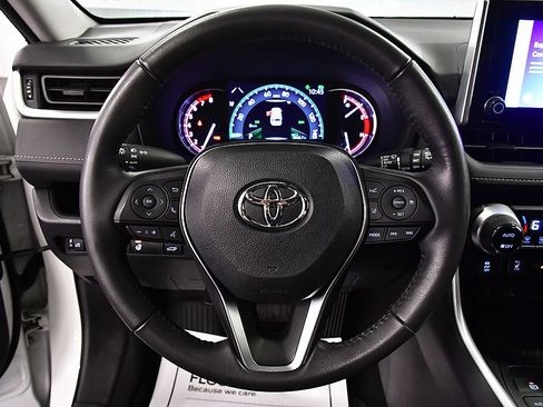 Used 2024 Toyota RAV4 XLE w/ Convenience Package AWD/4WD image 15