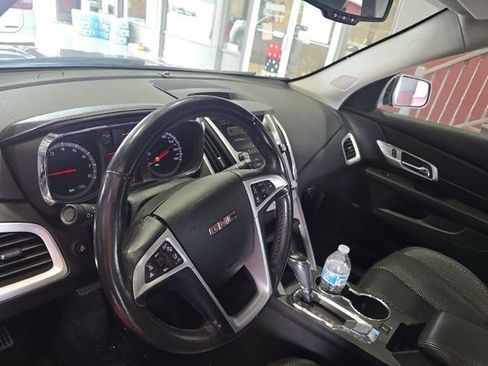 Used 2017 GMC Terrain SLE w/ Technology Package AWD/4WD image 6