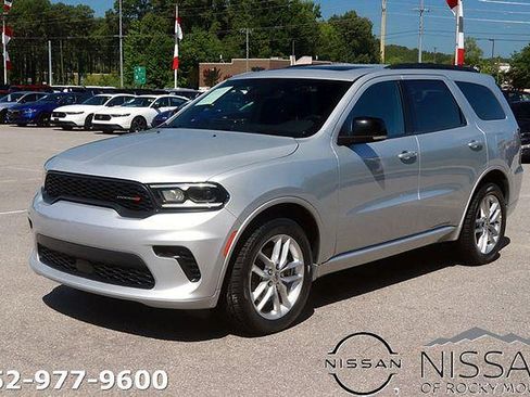 Used 2024 Dodge Durango GT AWD/4WD image 3