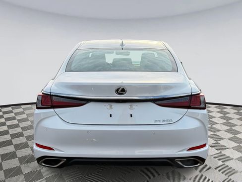 Used 2025 Lexus ES 350 Premium image 3