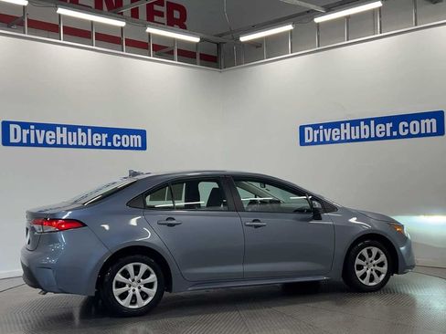 Used 2025 Toyota Corolla LE FWD image 9