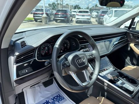 Used 2025 Audi Q7 3.0T Prestige image 25