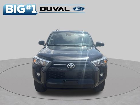 Used 2024 Toyota 4Runner SR5 AWD/4WD image 5