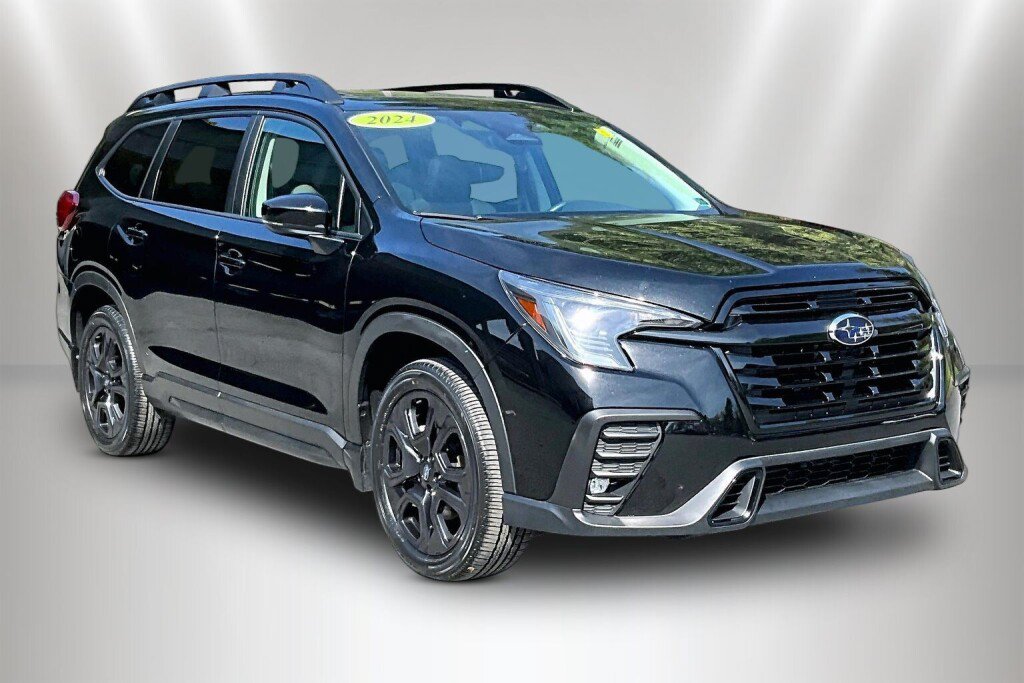 Used 2024 Subaru Ascent Onyx Edition AWD/4WD image 1