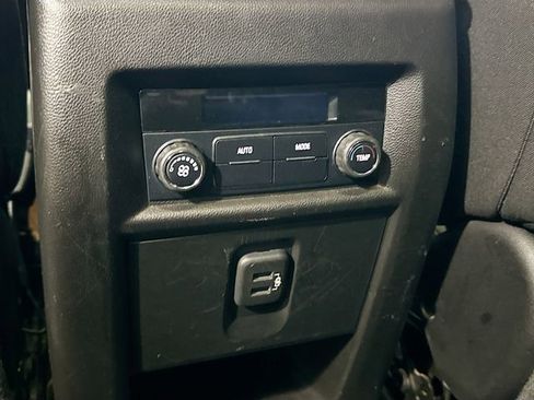 Used 2018 Chevrolet Traverse LS image 24