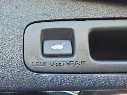Used 2019 Honda CR-V EX-L image 11