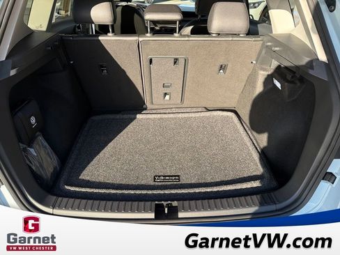 Certified 2025 Volkswagen Taos SE image 23