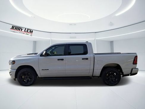 New 2026 RAM 1500 Express AWD/4WD image 6