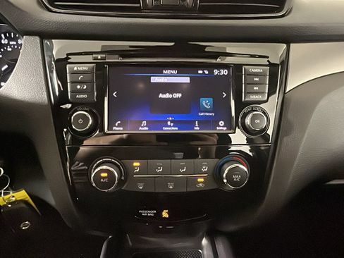 Used 2022 Nissan Rogue Sport S AWD/4WD image 27