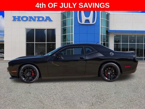 Used 2021 Dodge Challenger R/T Scat Pack w/ T/A Package RWD image 6