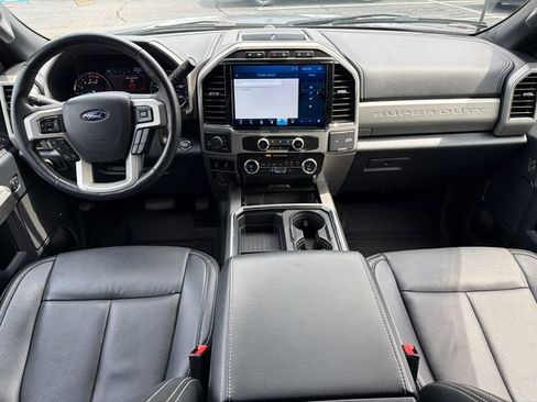 Used 2022 Ford F250 Lariat w/ Lariat Ultimate Package AWD/4WD image 25