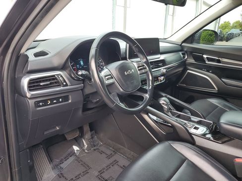 Used 2022 Kia Telluride LX AWD/4WD image 18