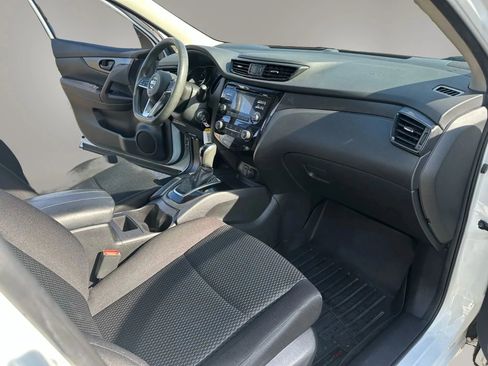 Used 2018 Nissan Rogue Sport S w/ S Appearance Package FWD image 15