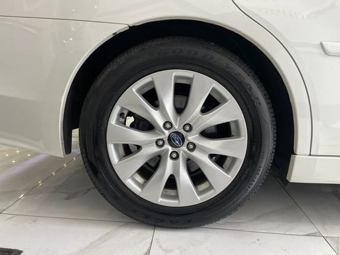Used 2017 Subaru Legacy 2.5i Premium AWD/4WD image 28