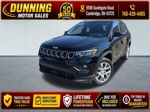 Used 2023 Jeep Compass Latitude AWD/4WD image 1