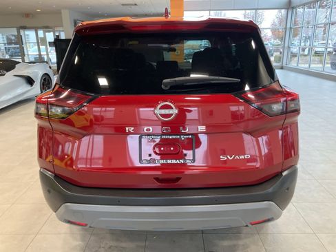 Used 2023 Nissan Rogue SV image 6