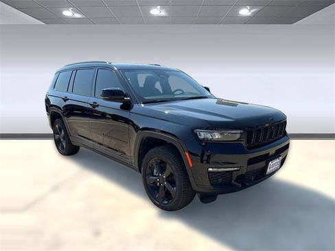 New 2025 Jeep Grand Cherokee L Limited w/ Luxury Tech Group II image 6