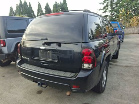 Used 2009 Chevrolet TrailBlazer LT w/ Skid Plate Package image 4