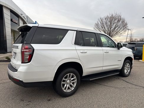 Used 2022 Chevrolet Tahoe LT w/ Luxury Package image 21