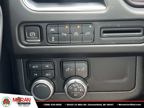 Used 2021 GMC Yukon SLE w/ Gmc Pro Safety Plus Package AWD/4WD image 25