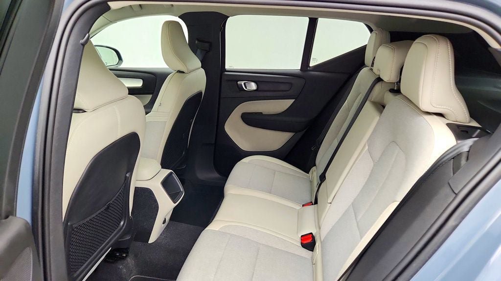 Used 2020 Volvo XC40 T5 Momentum AWD/4WD image 20