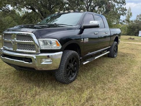 Used 2015 RAM 2500 Laramie AWD/4WD image 4
