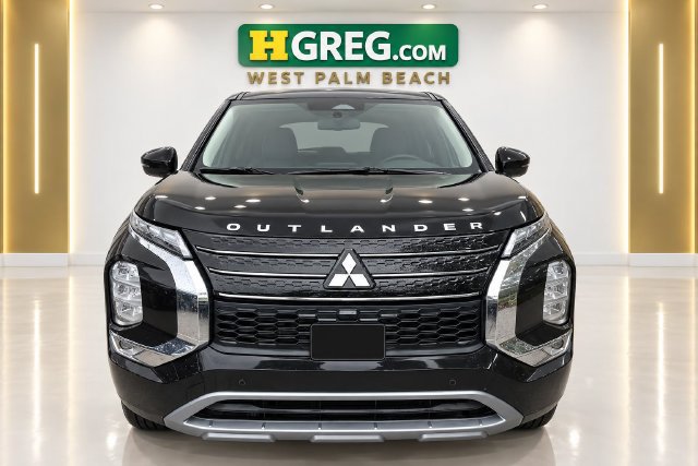 Used 2024 Mitsubishi Outlander SE FWD image 7