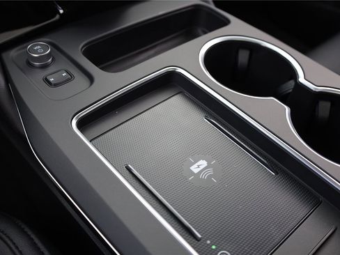 New 2026 Acura MDX SH-AWD image 23