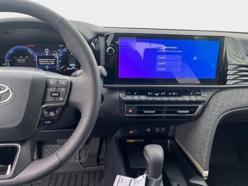 New 2026 Toyota Camry XLE AWD/4WD image 17
