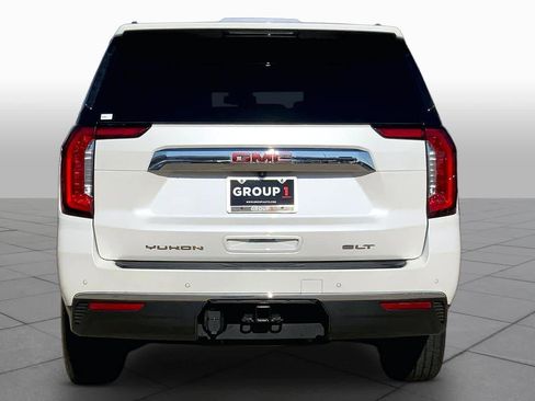 Used 2023 GMC Yukon XL SLT w/ SLT Premium Package AWD/4WD image 5