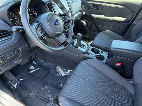 Certified 2025 Subaru Forester Premium AWD/4WD image 10