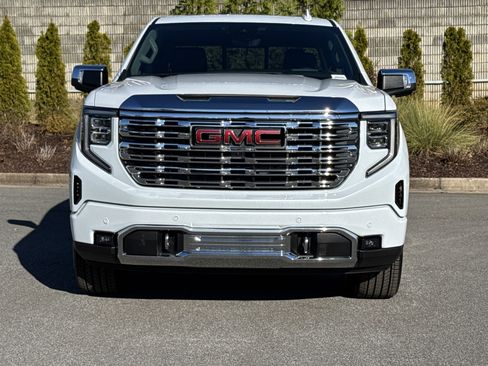 New 2026 GMC Sierra 1500 Denali image 3