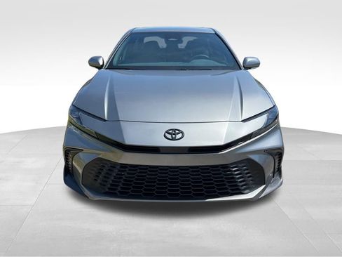 Used 2026 Toyota Camry SE w/ Convenience Package AWD/4WD image 3
