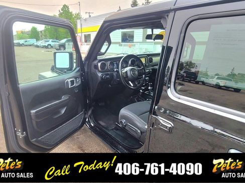 Used 2020 Jeep Wrangler Unlimited Sport S image 17