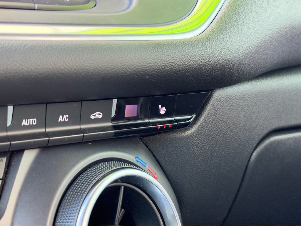 Used 2020 Chevrolet Blazer LT AWD/4WD image 19