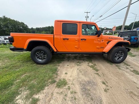 New 2026 Jeep Gladiator Mojave AWD/4WD image 6
