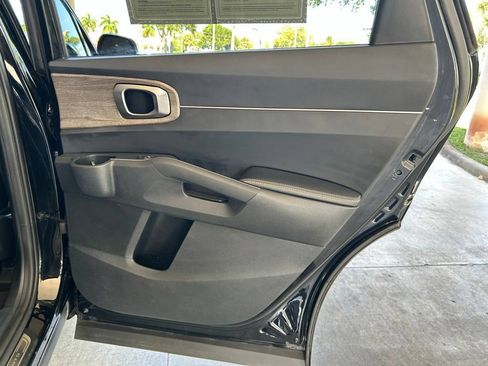 Used 2022 Kia Sorento EX FWD image 30