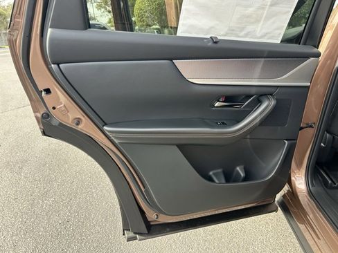 New 2026 MAZDA CX-70 3.3 Turbo w/ Premium Plus Pkg image 8