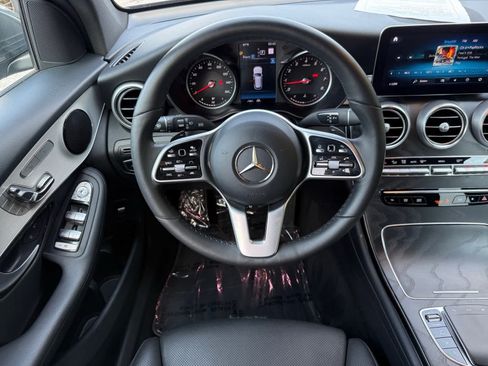 Certified 2022 Mercedes-Benz GLC 300 image 14