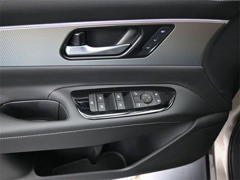 New 2026 Nissan Murano SL image 32