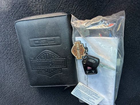 Used 2006 Ford F150 Harley-Davidson RWD image 12
